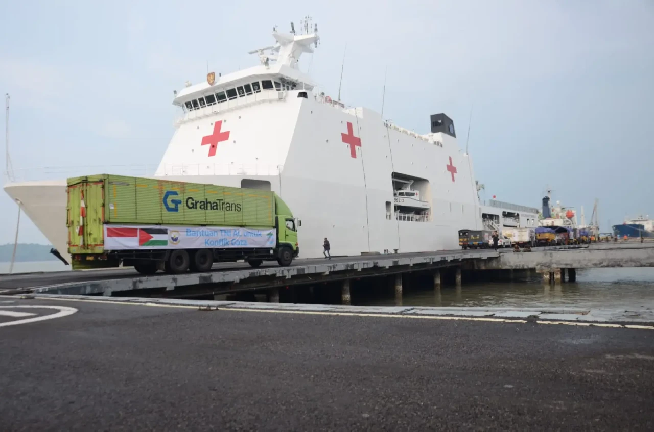 Kapal Rumah Sakit TNI...