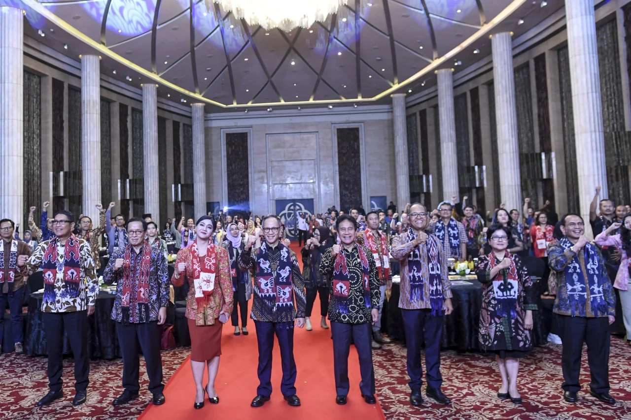 OJK Apresiasi Media...