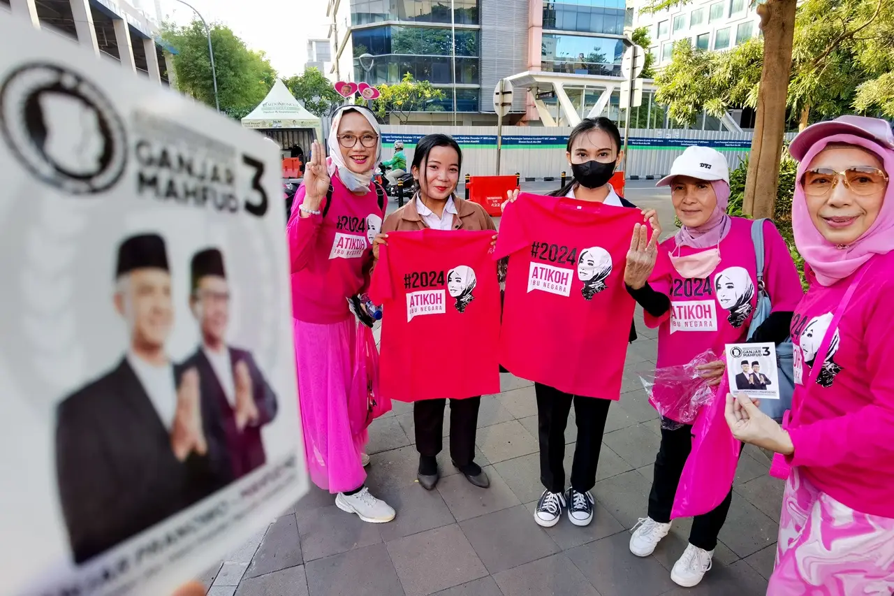 PINK Movement Gelar...