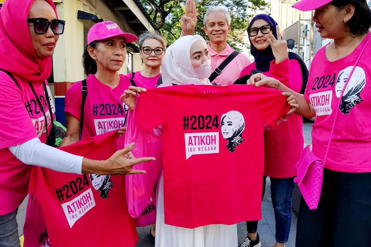 PINK Movement Gelar...