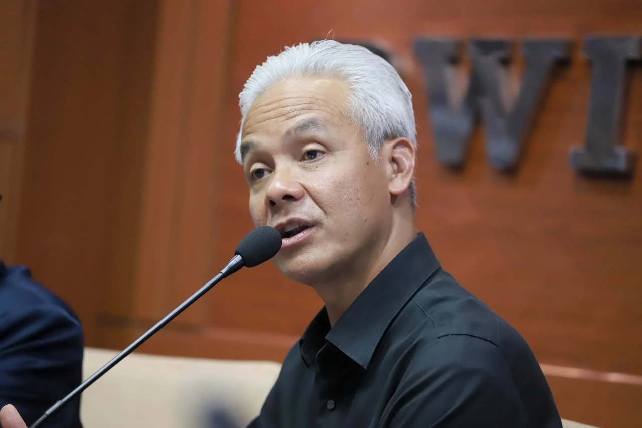Ganjar Pranowo Hadiri...