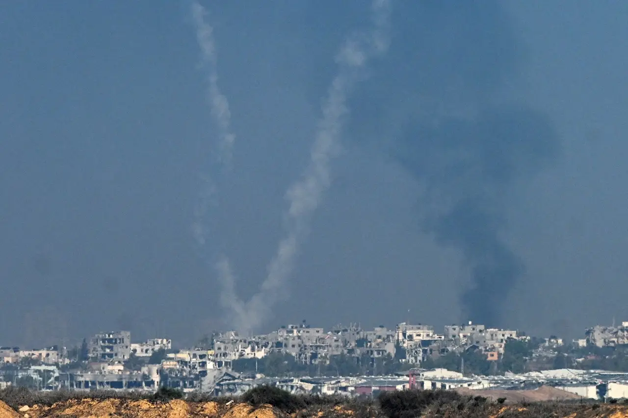 Gaza Kembali Diserang,...