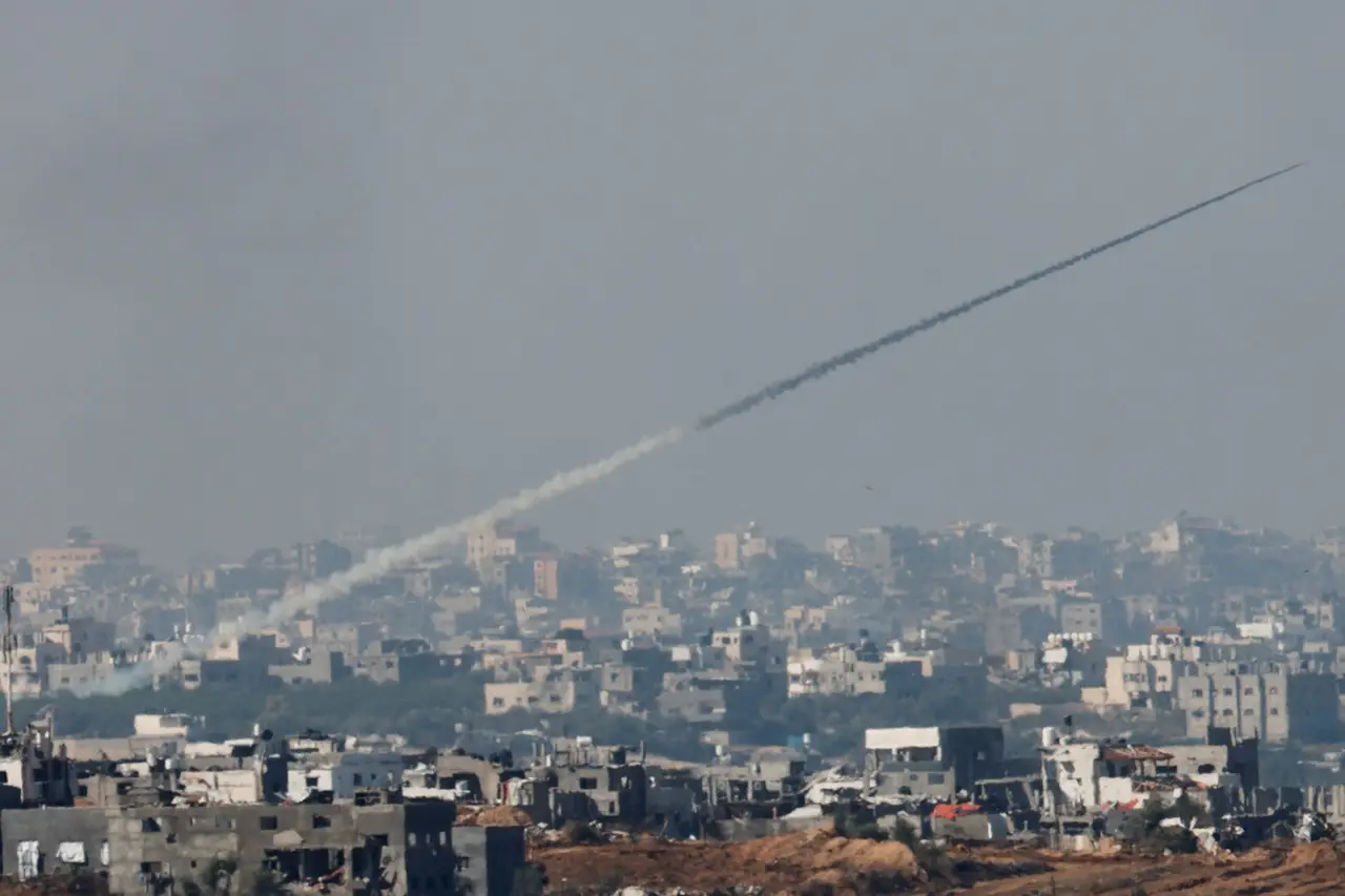 Gaza Kembali Diserang,...