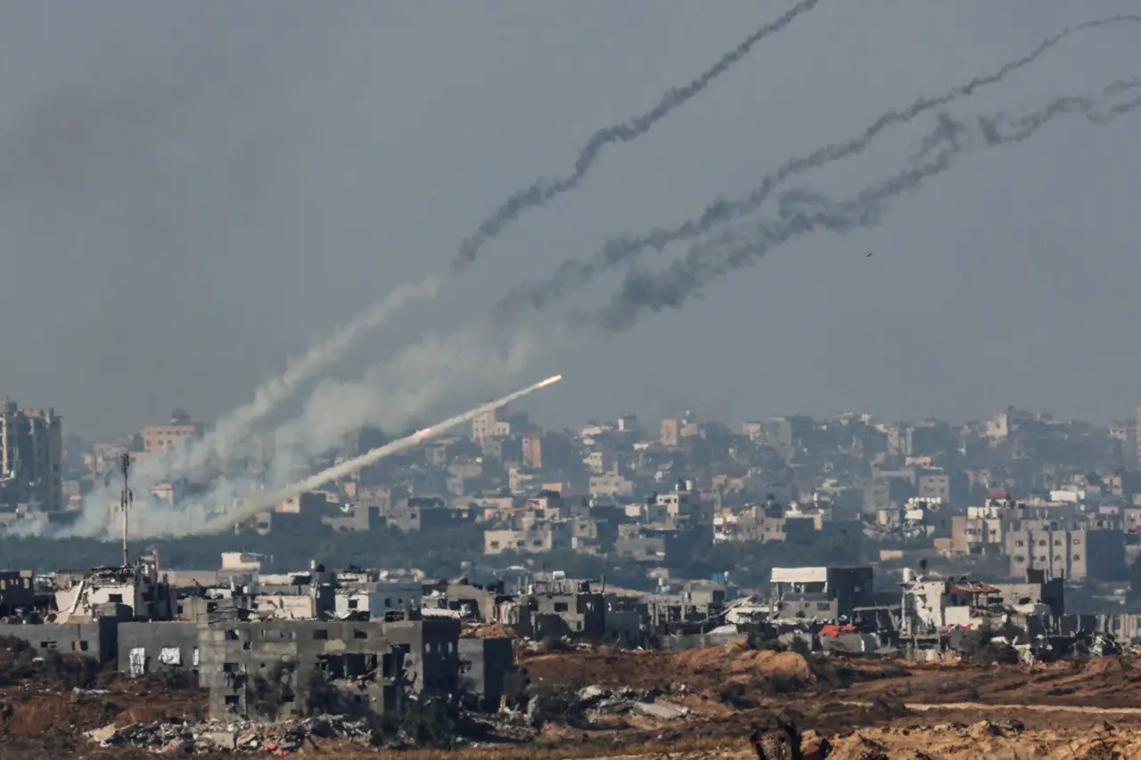 Gaza Kembali Diserang,...