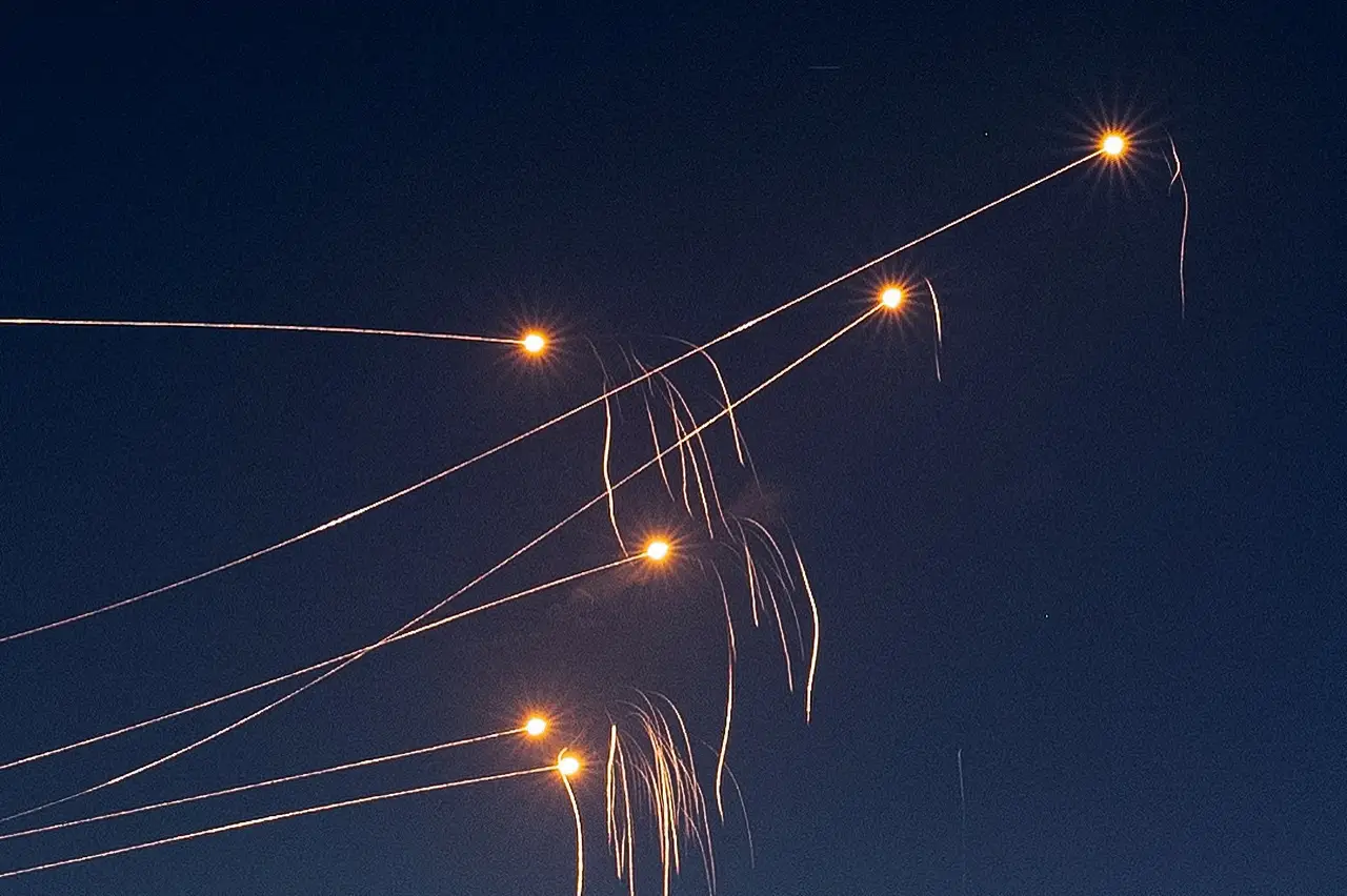 Iron Dome Israel Kewalahan...