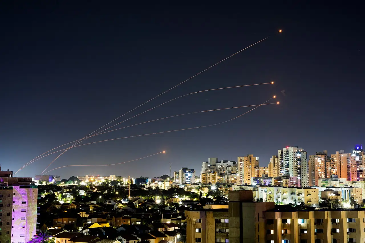 Iron Dome Israel Kewalahan...