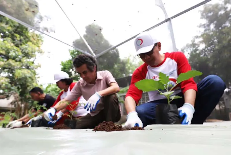 Gelar Volunteers Day,...