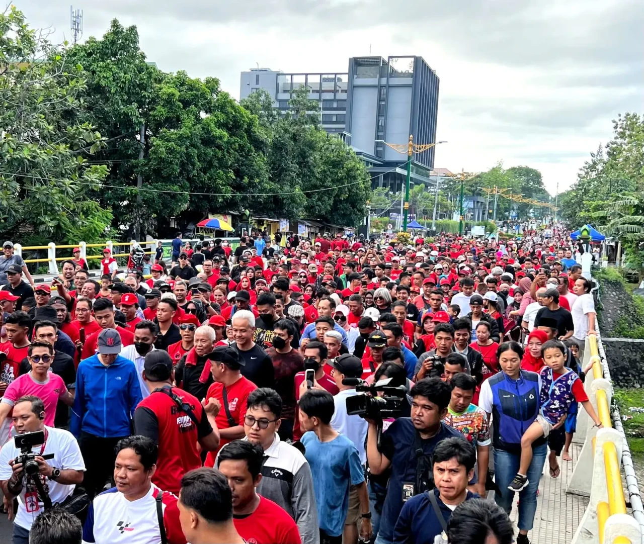 Keseruan Ganjar Berolahraga...