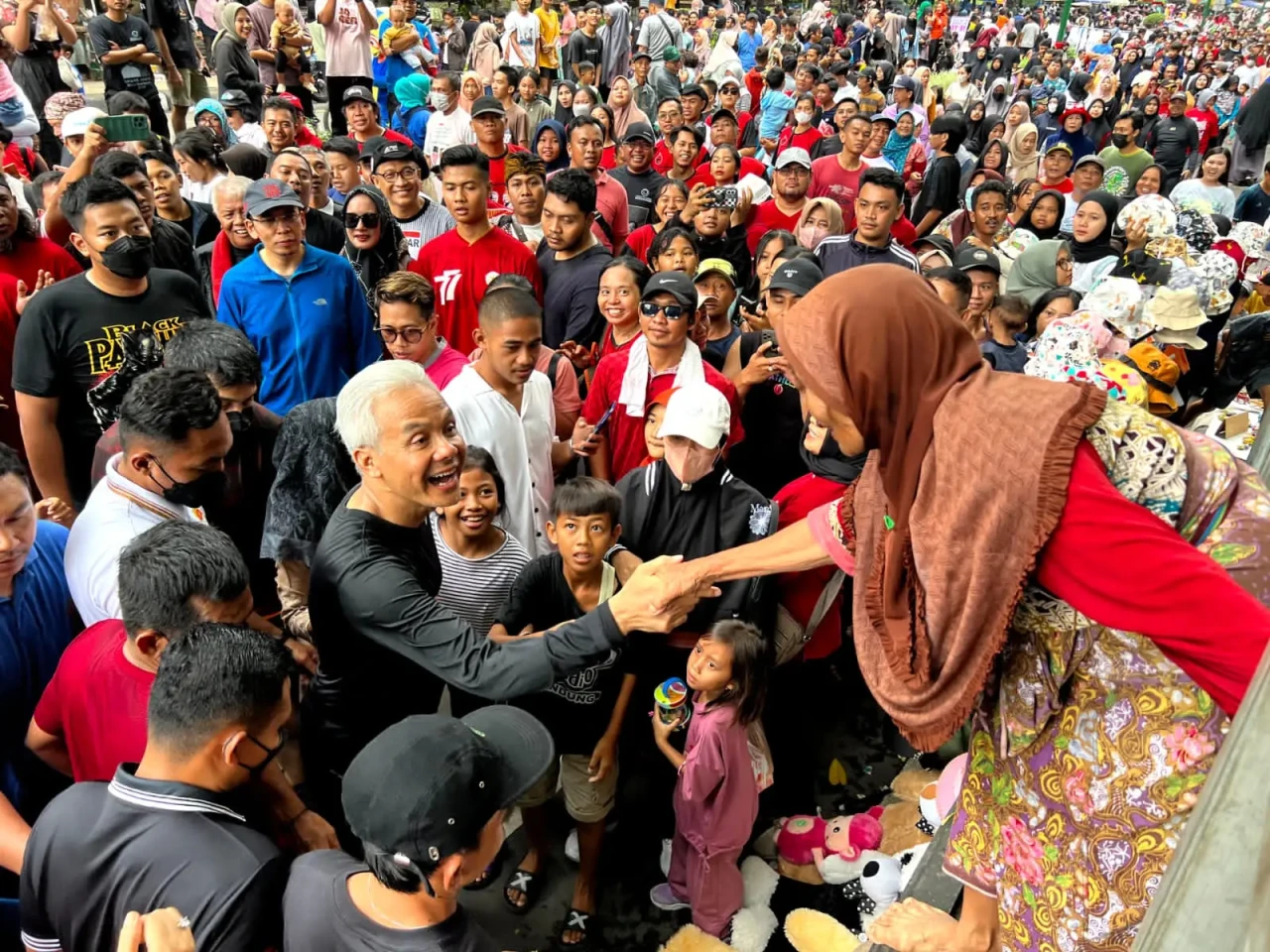 Keseruan Ganjar Berolahraga...
