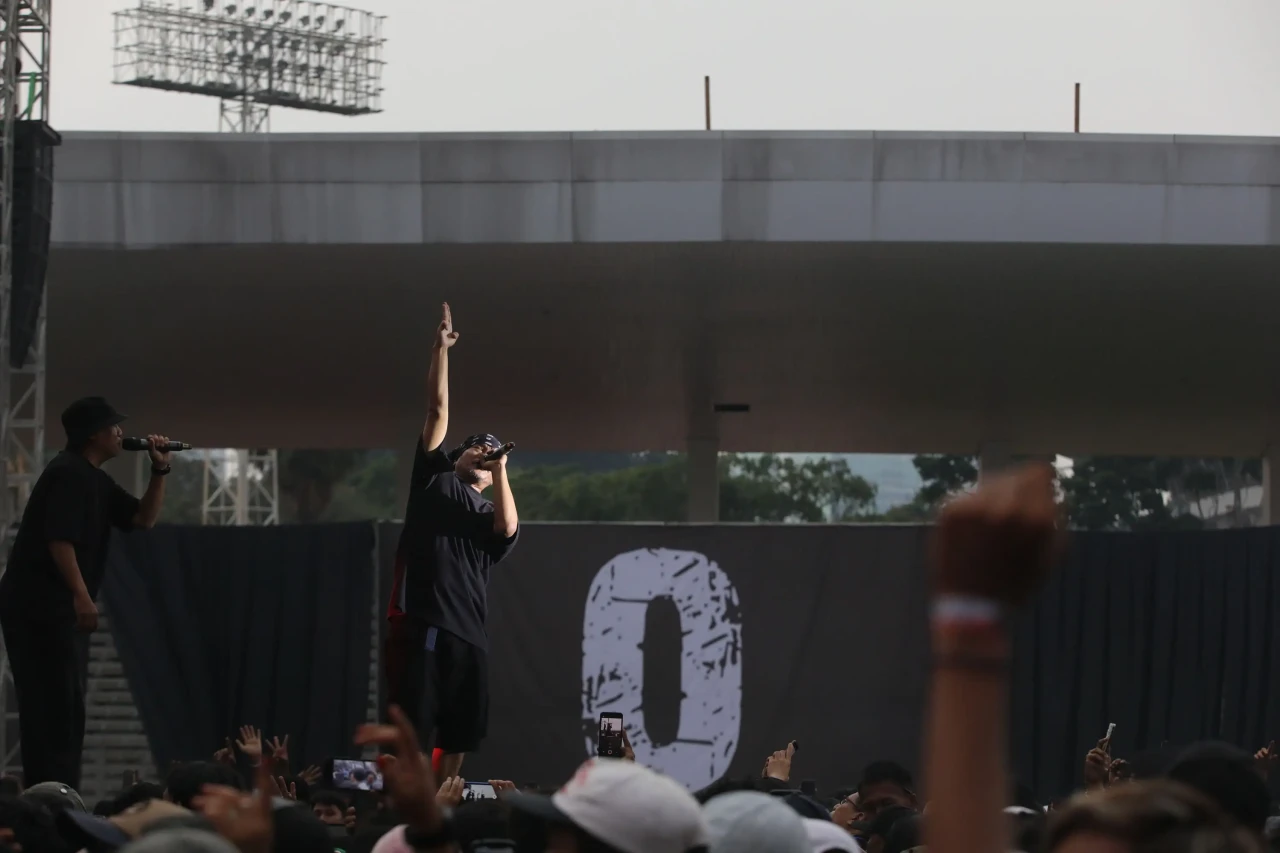 Panggung Rakyat Bongkaaar...