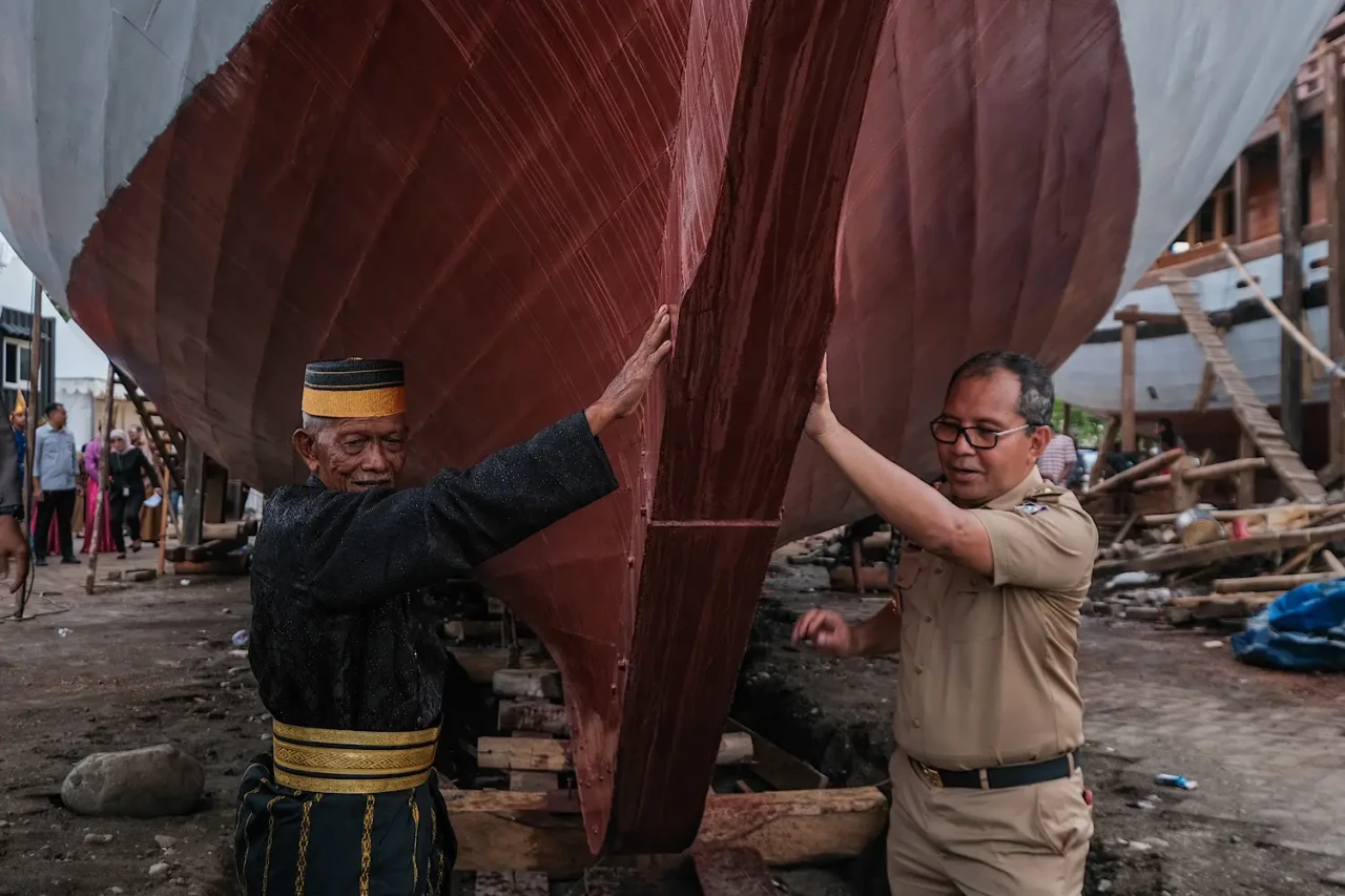 Peresmian Kapal Pinisi,...