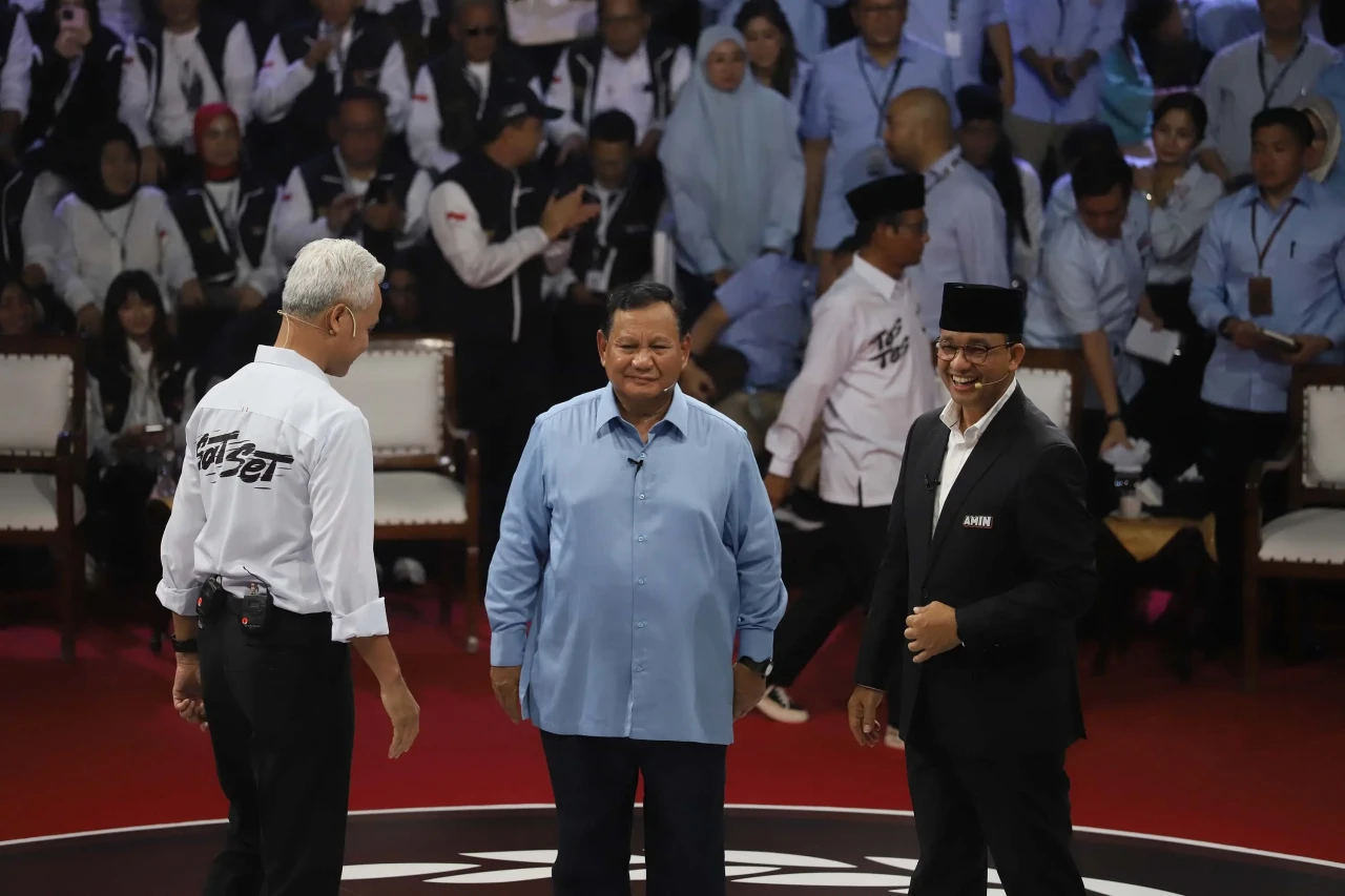 Usai Adu Gagasan, Tiga...