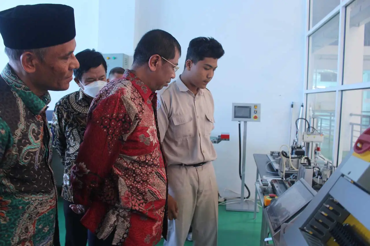 Kemenperin Cetak 38...