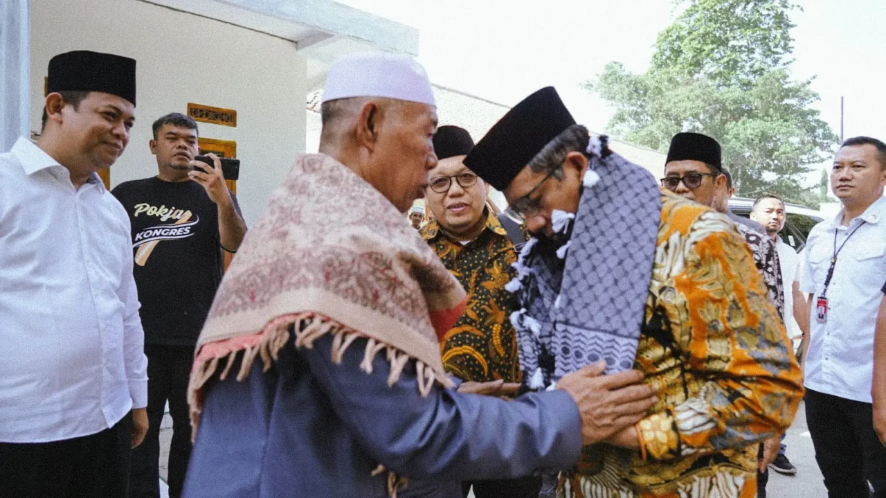 Mahfud MD Hadiri Silaturahmi...