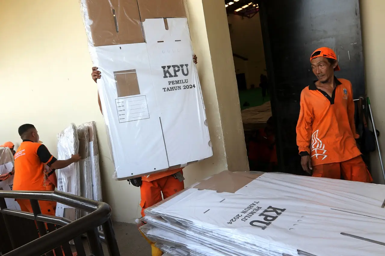 Logistik Pemilu 2024...