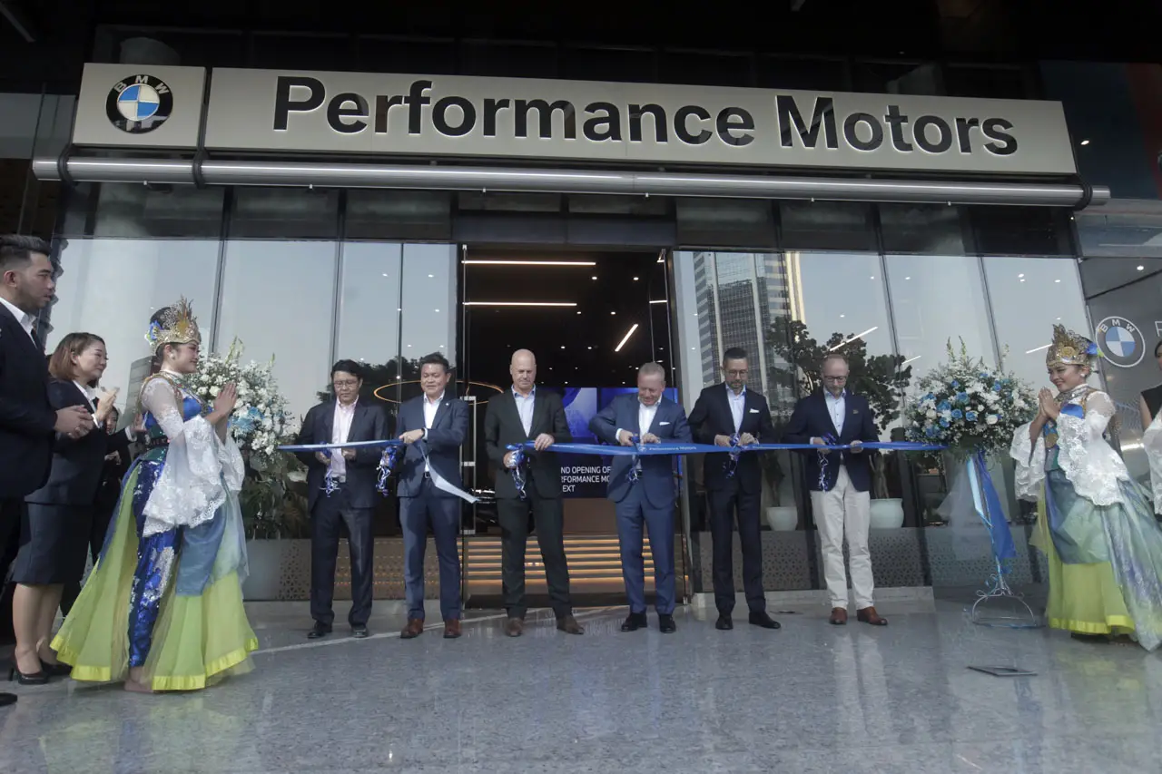 Peresmian BMW Performance...