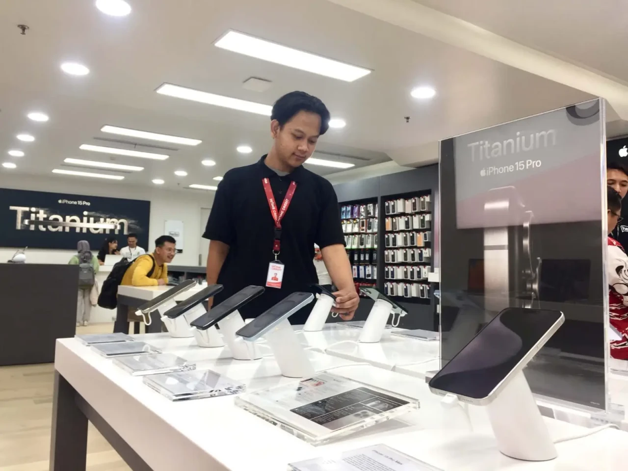 Blibli Hadirkan Apple...