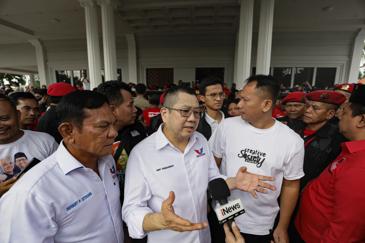 Ganjar Pranowo Bersama...