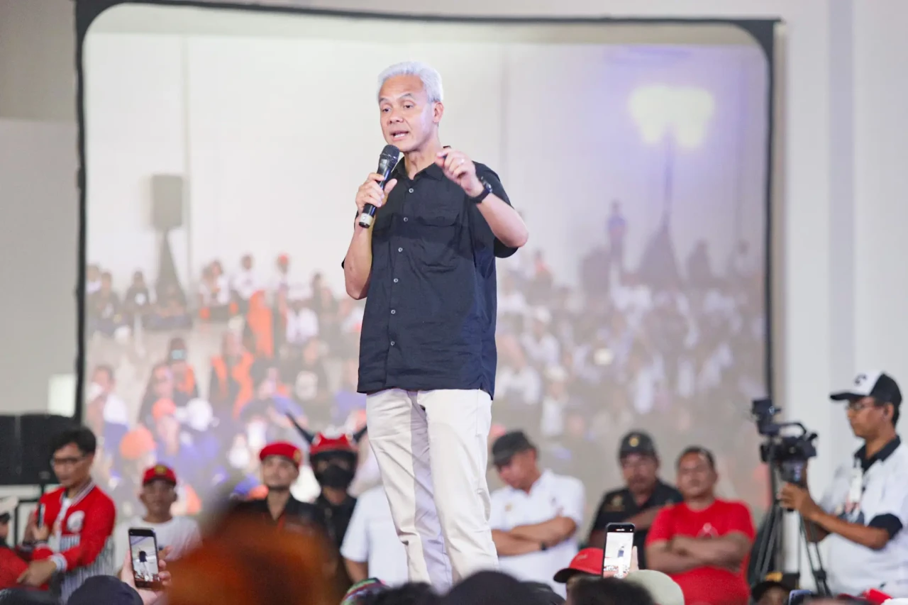 Ganjar Pranowo Bersama...