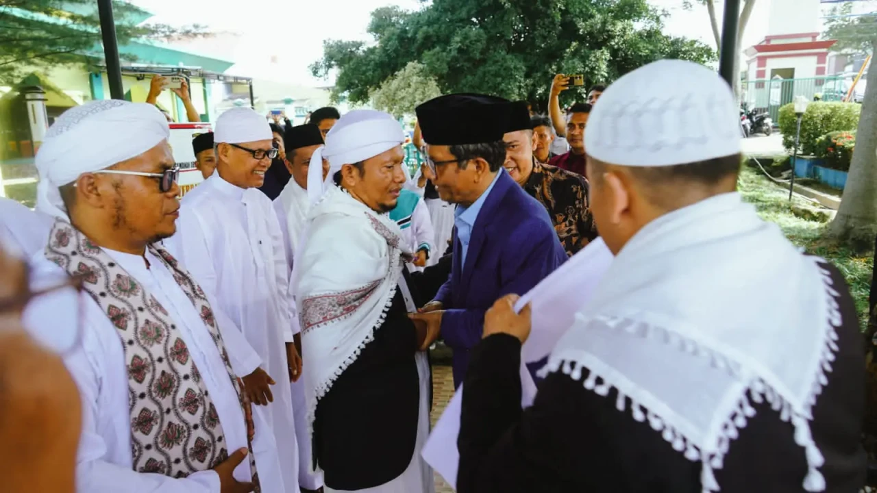 Mahfud MD Hadiri Halaqoh...
