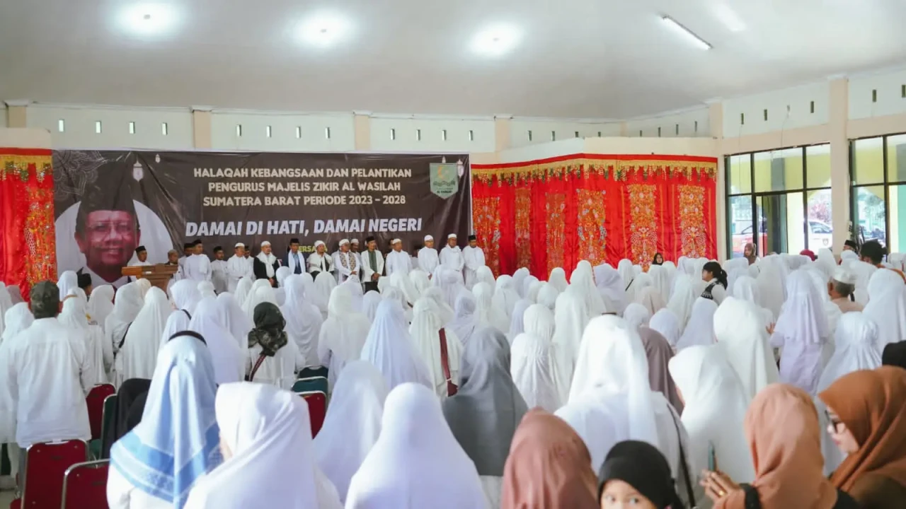 Mahfud MD Hadiri Halaqoh...