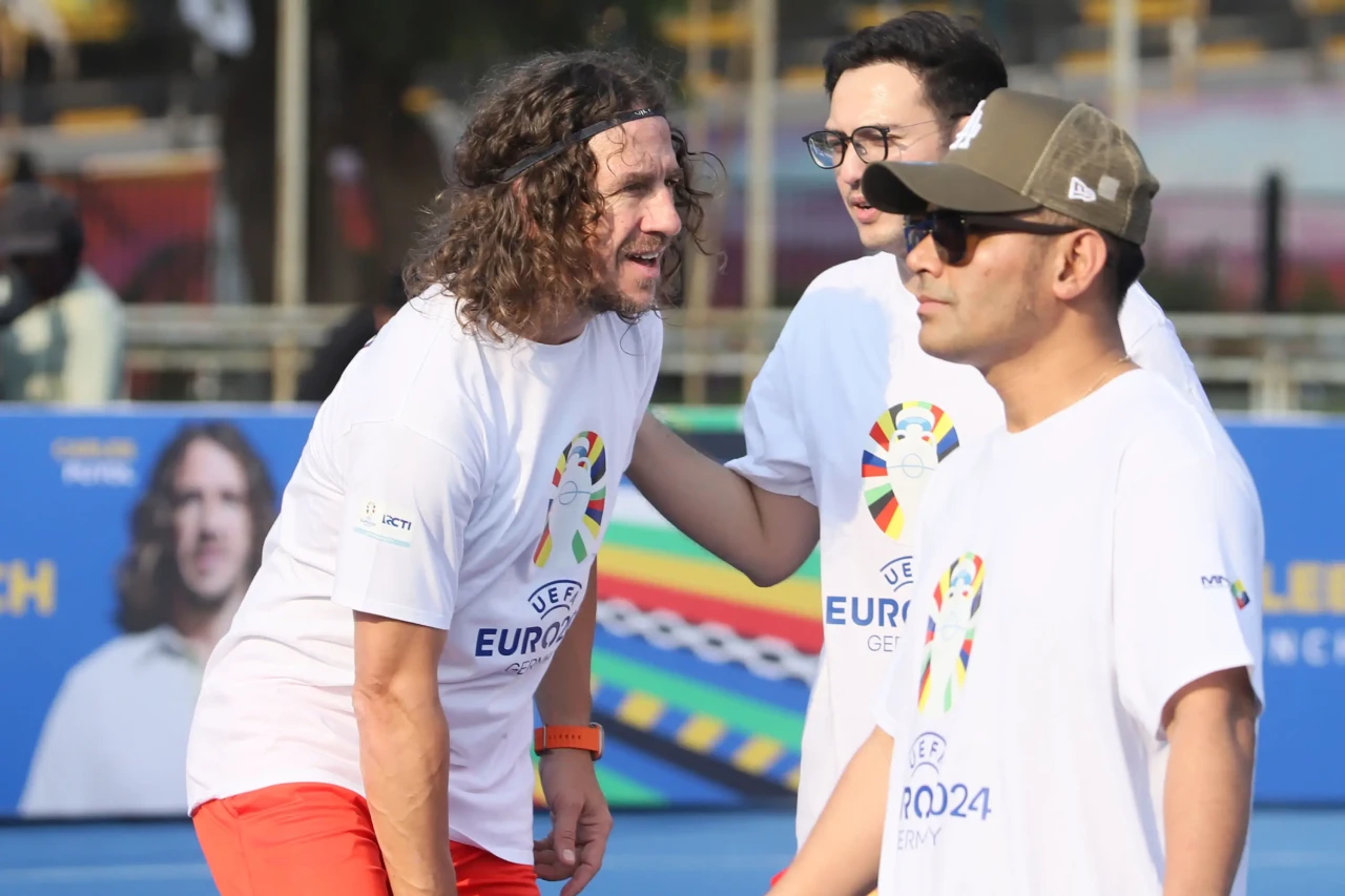 Carles Puyol dan Marco...