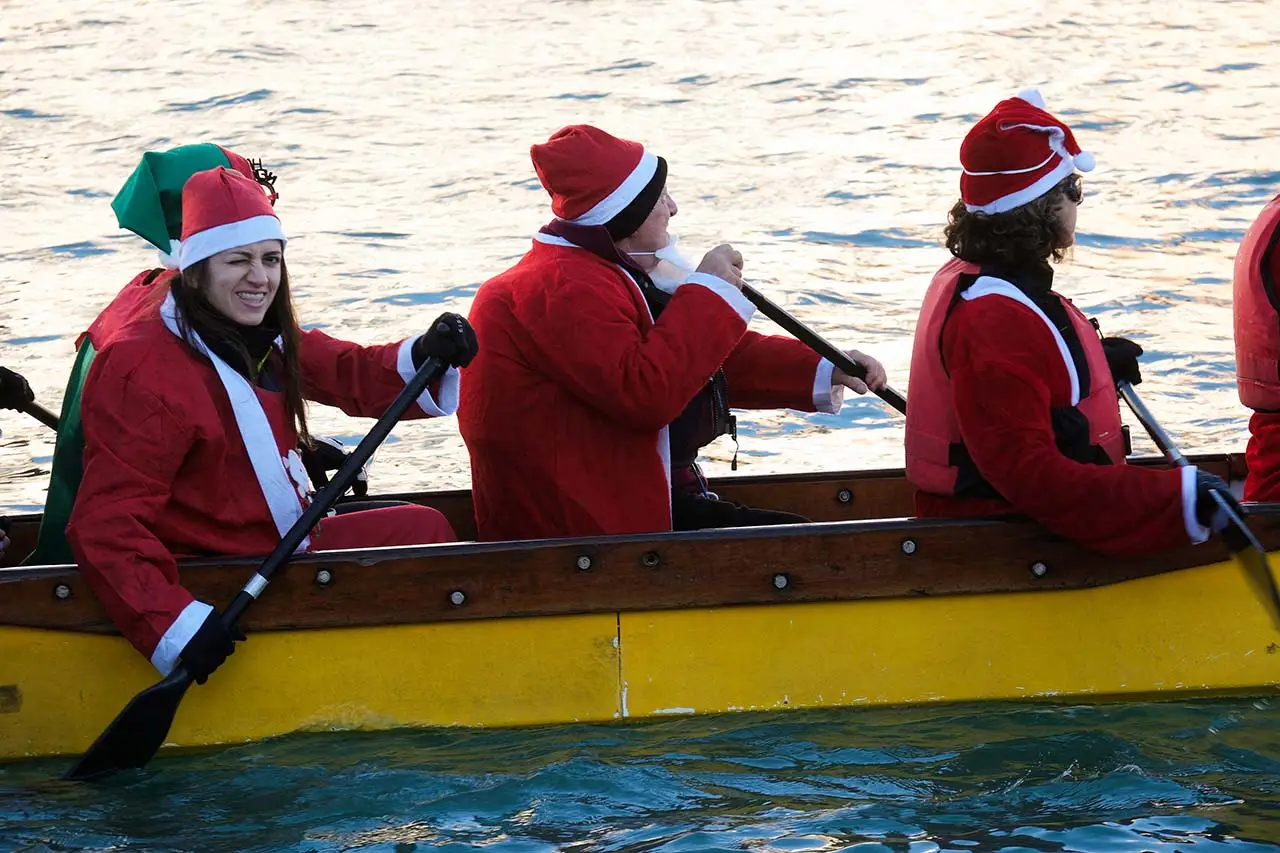 Konvoi Perahu Sinterklas...
