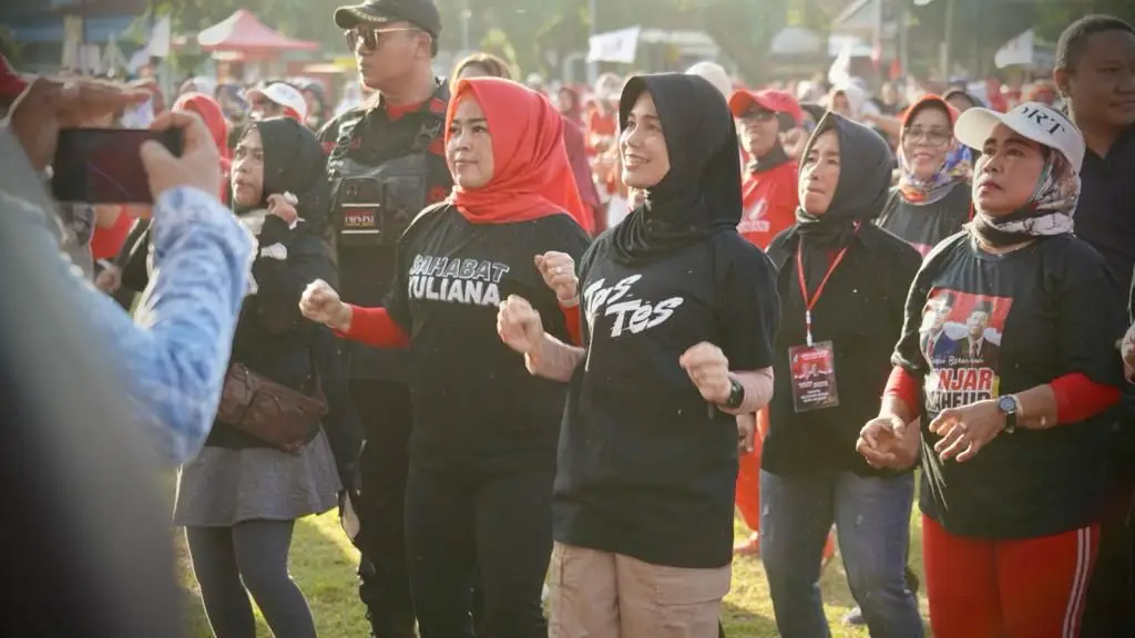 Atikoh Bakar Semangat...