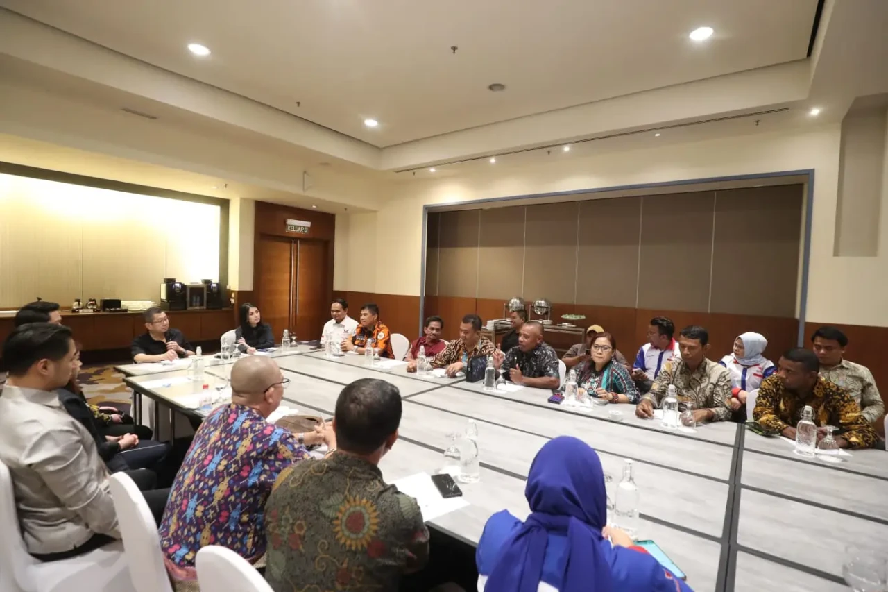 Hary Tanoesoedibjo Temui...