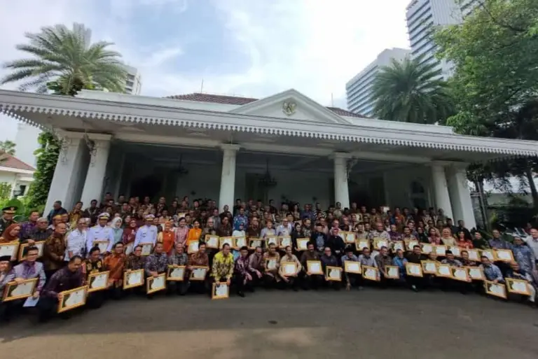 Bank BTN Raih Penghargaan...