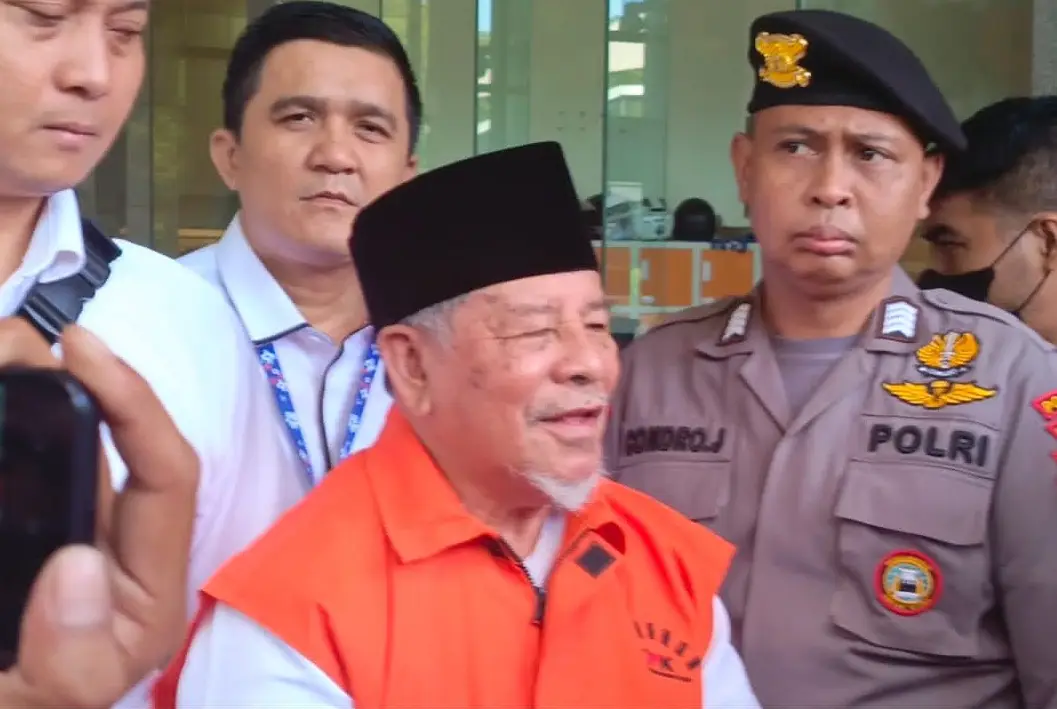 Jadi Tersangka, Gubernur...