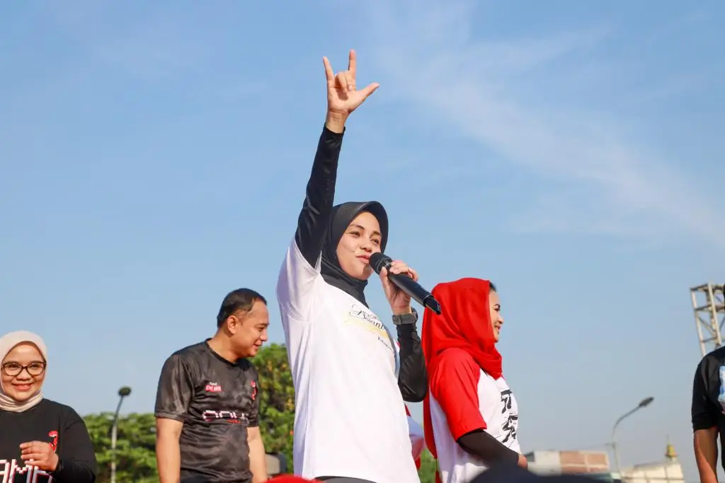 Siti Atikoh Senam Pagi...