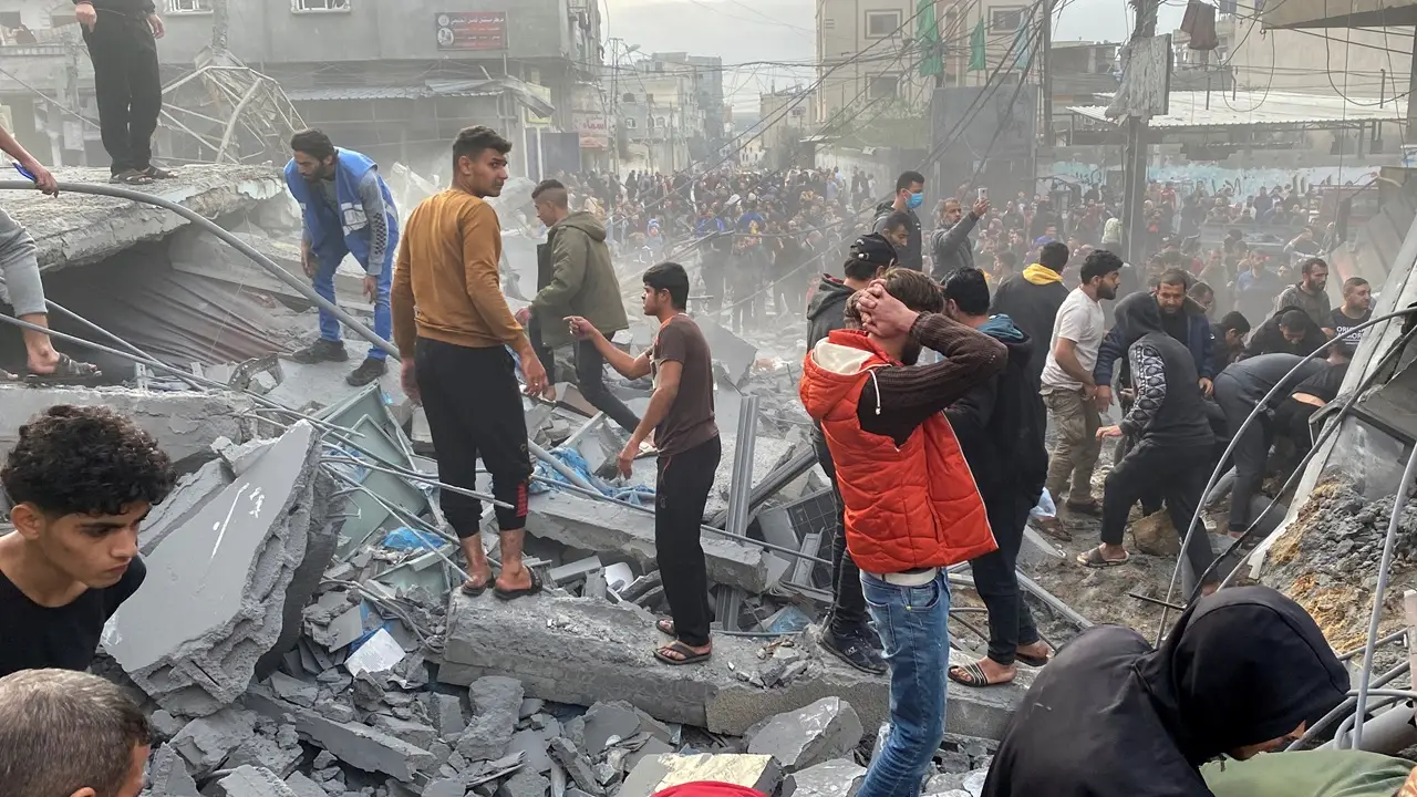Serangan Udara Israel...