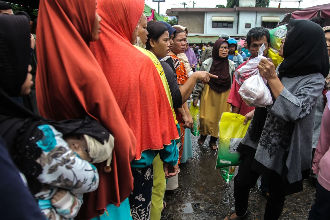 Potret Operasi Pasar...