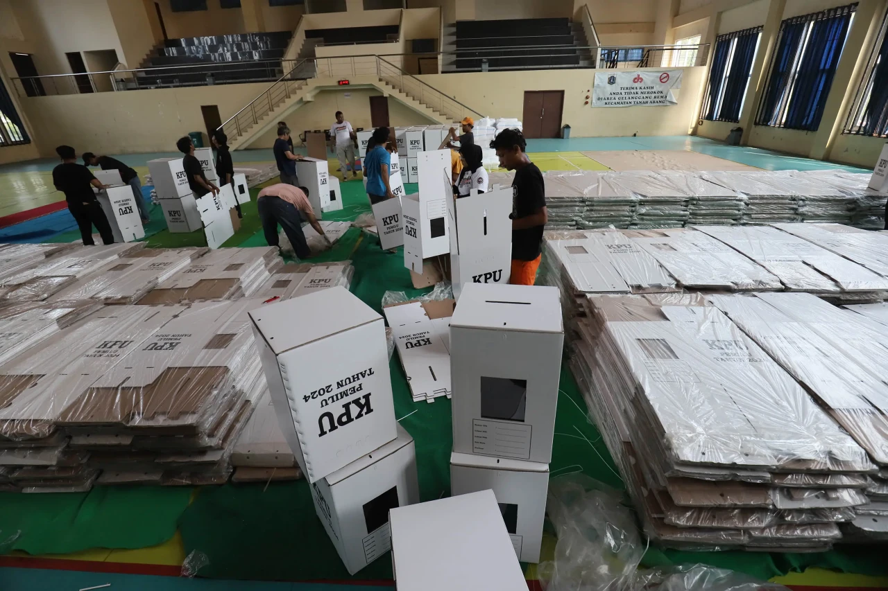 Perakitan Kotak Suara...