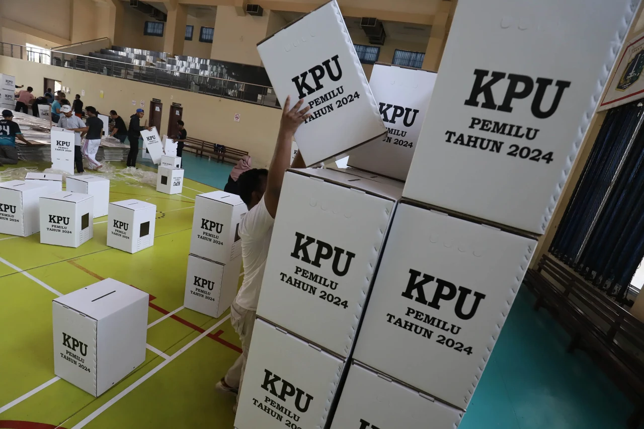 Perakitan Kotak Suara...