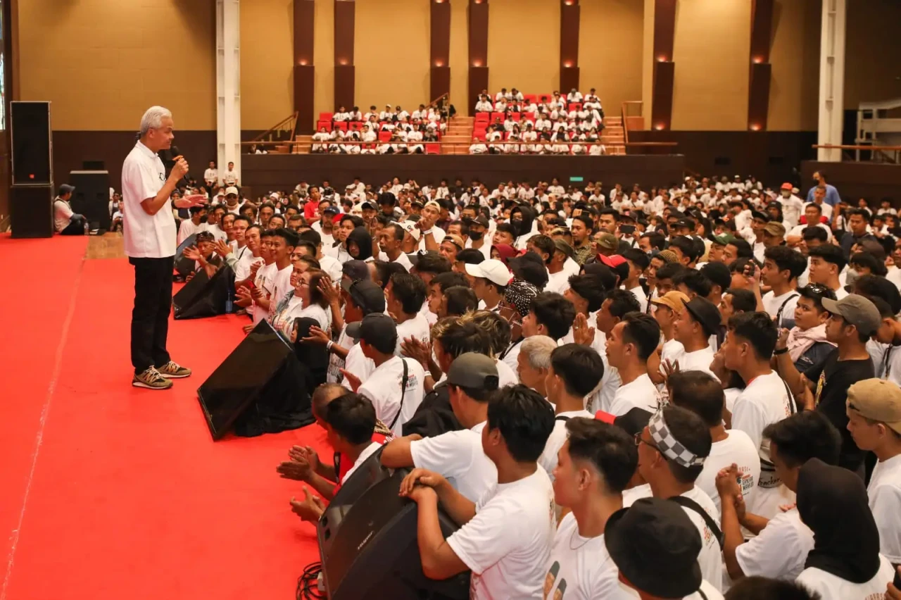 Ribuan Pesilat Deklarasikan...