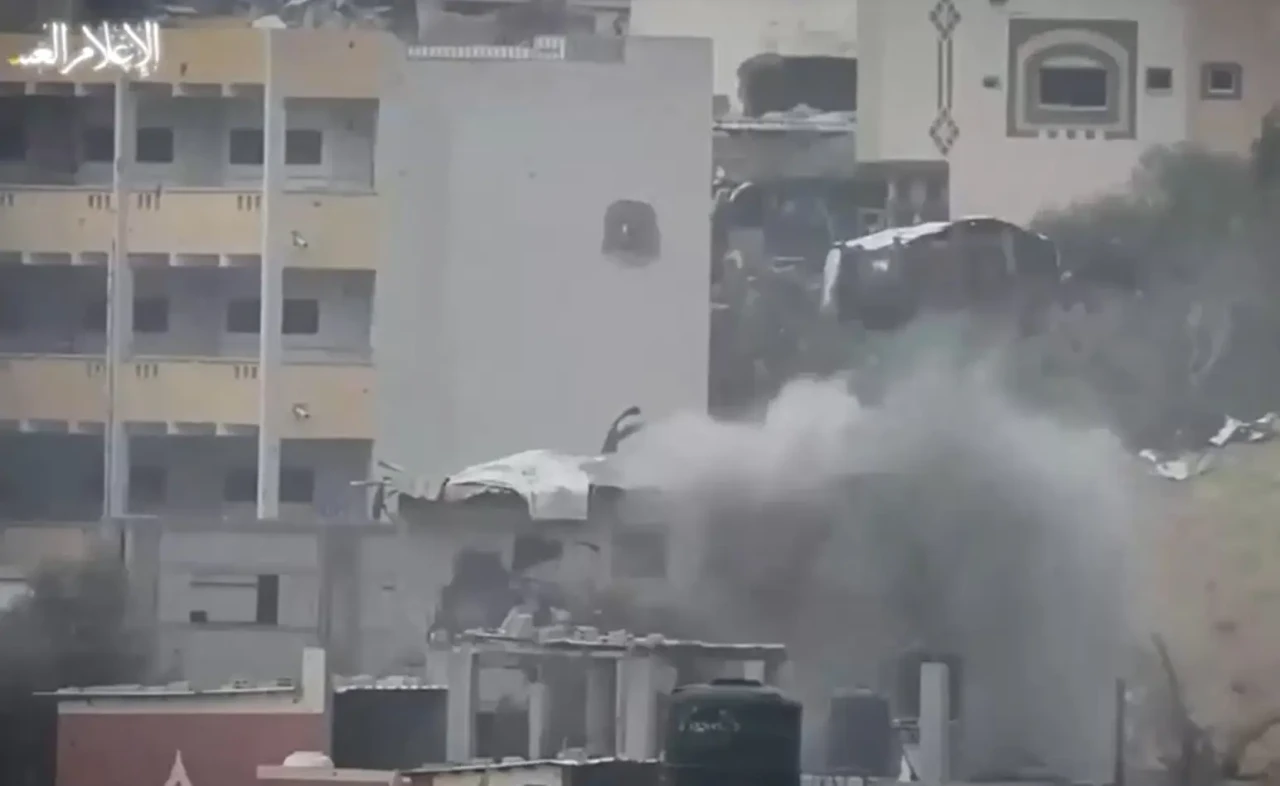Pejuang Brigade Al-Qassam...