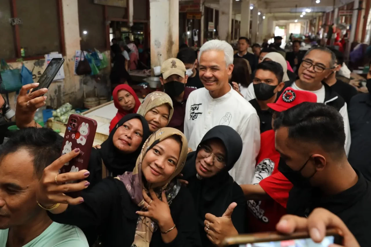 Blusukan ke Pasar Wonogiri,...