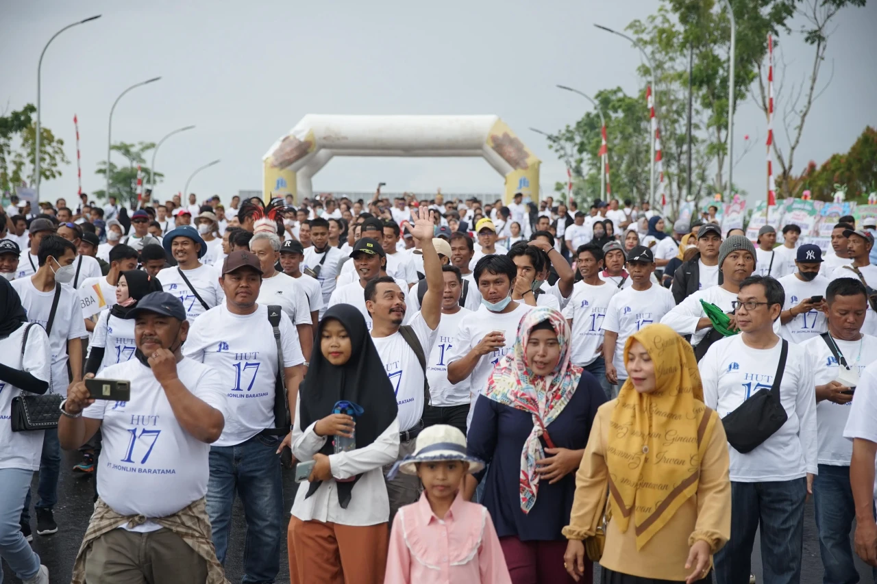 Peserta Jalan Sehat...