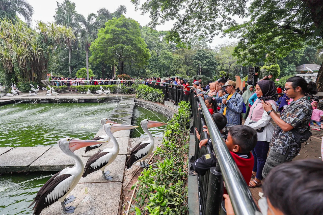 Libur Tahun Baru 2024,...