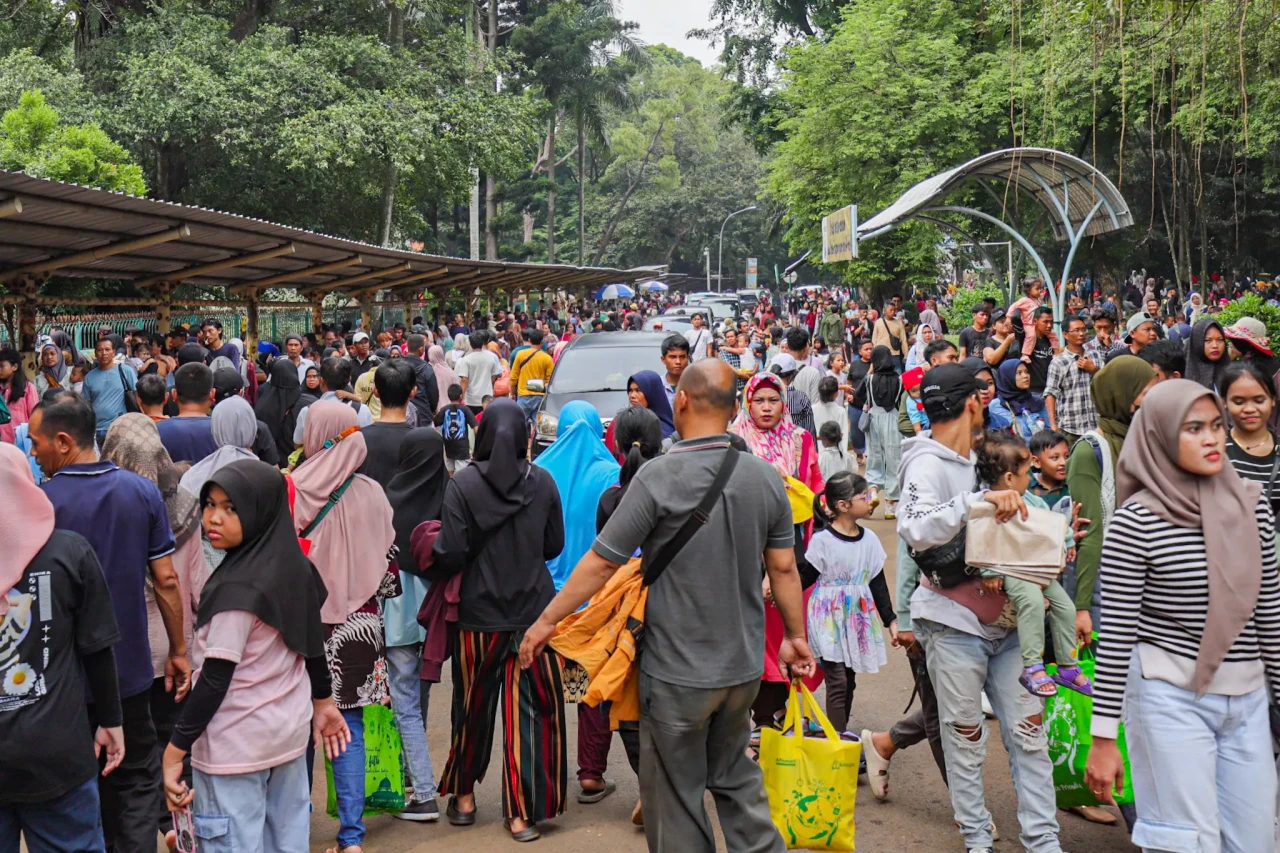 Libur Tahun Baru 2024,...