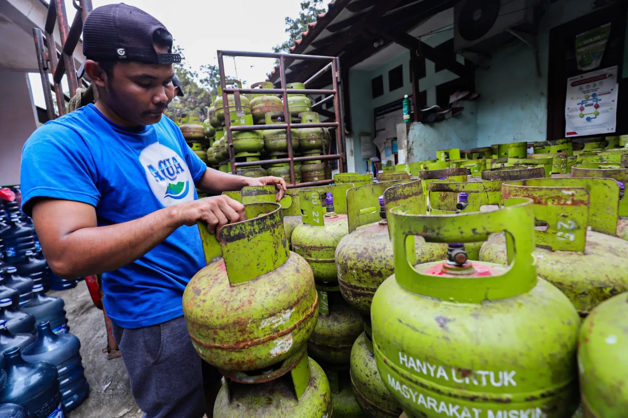 Beli Gas LPG 3 Kg Wajib...