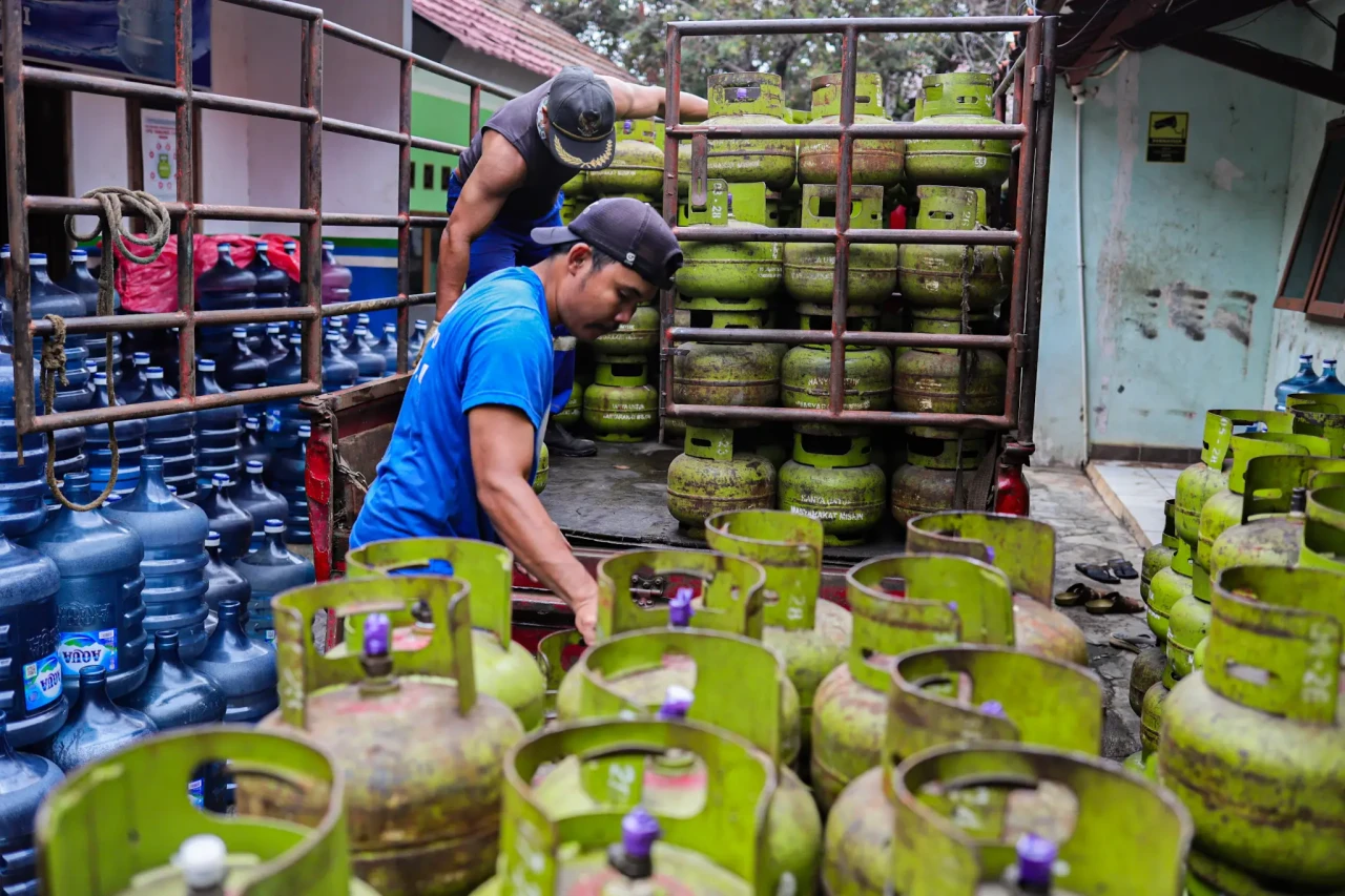 Beli Gas LPG 3 Kg Wajib...