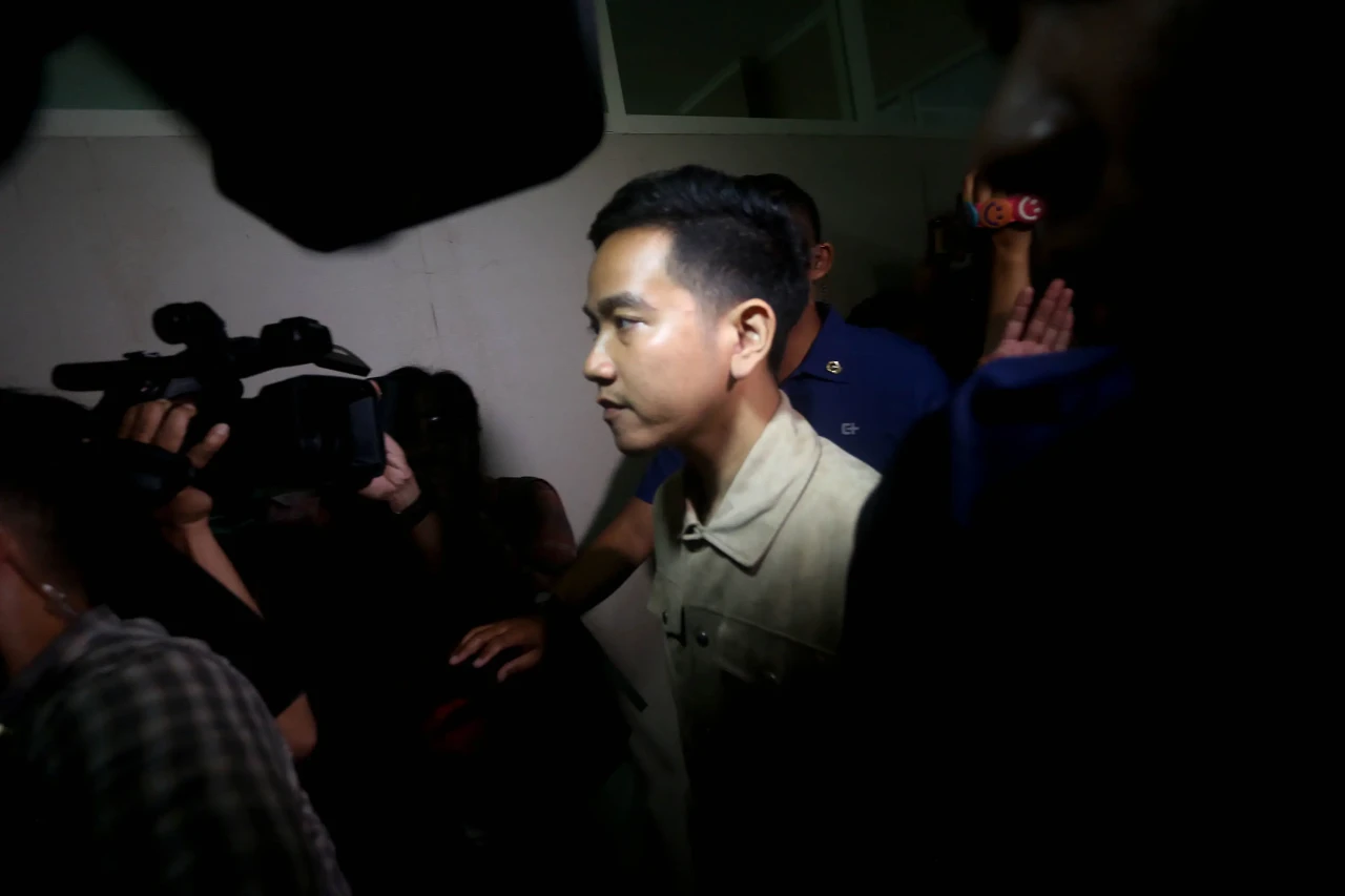 Gibran Penuhi Panggilan...