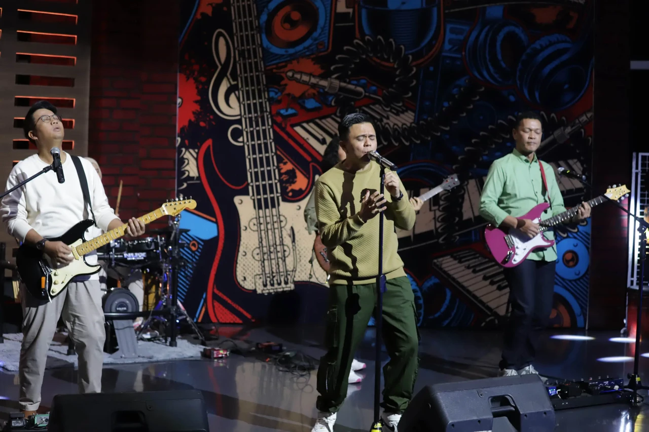 Base Jam Cerita Tentang...