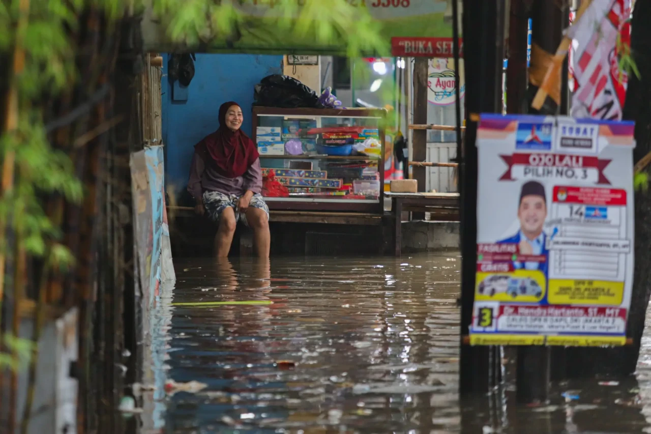 Hujan Deras, Jalan Kemang...