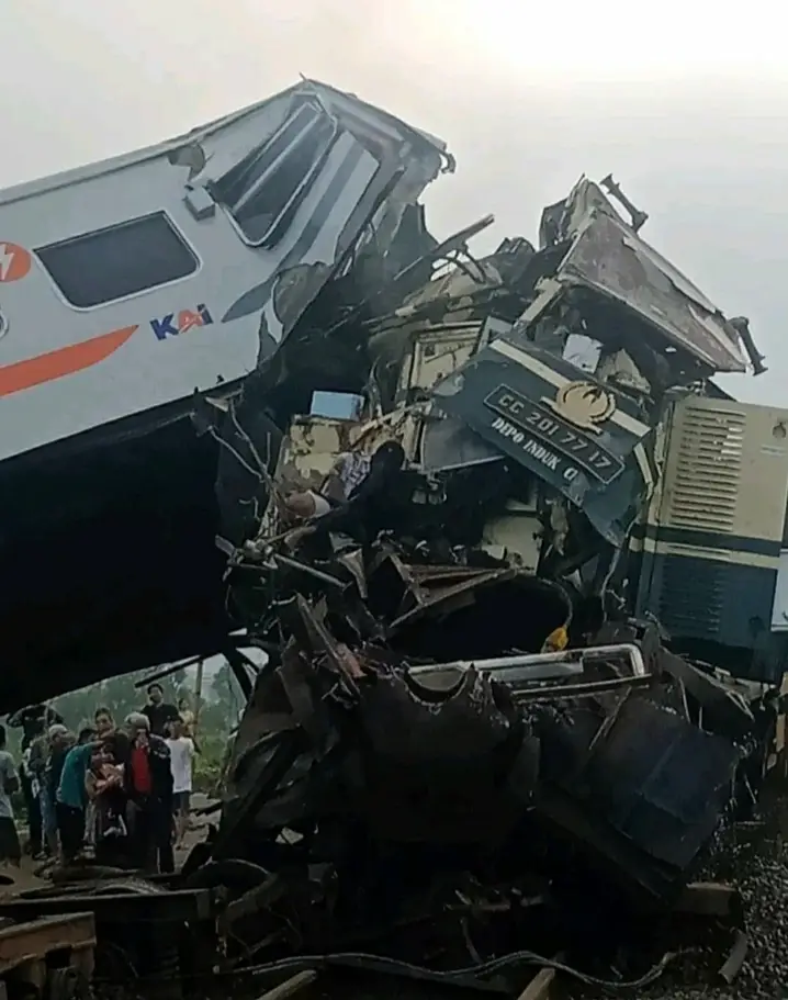 Detik-detik Tabrakan...