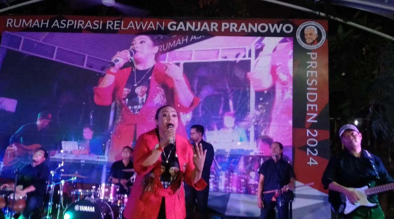 Istri Almarhum Didi...