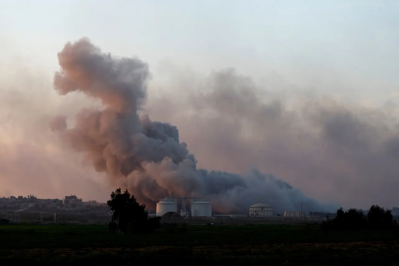 Perang Gaza Terus Berlanjut,...